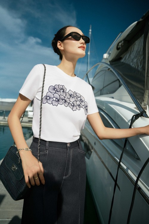 Sixdo White Pure Bloom Cotton Tshirt